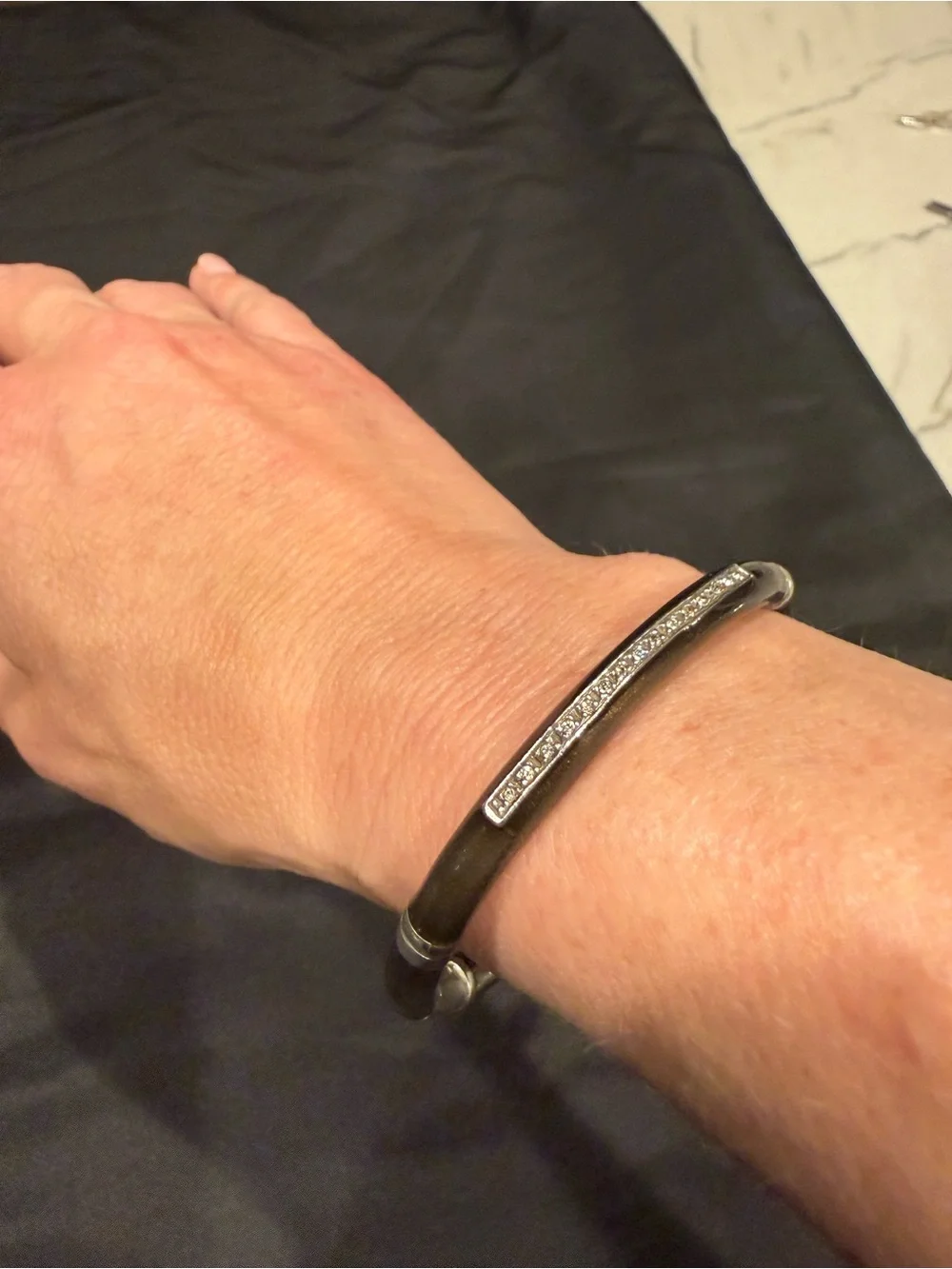 Vintage Style Dark Gray Resin Silver Crystal Inlay Open Bangle Bracelet